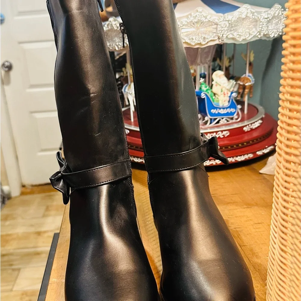 Juicy Couture - Girls Boots Black Zip Up 12” Tall Bow & Logo Size 5